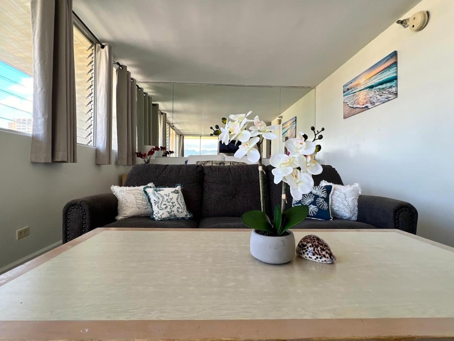 Penthouse In Waikiki With Ocean & Mountain Views Hotel
