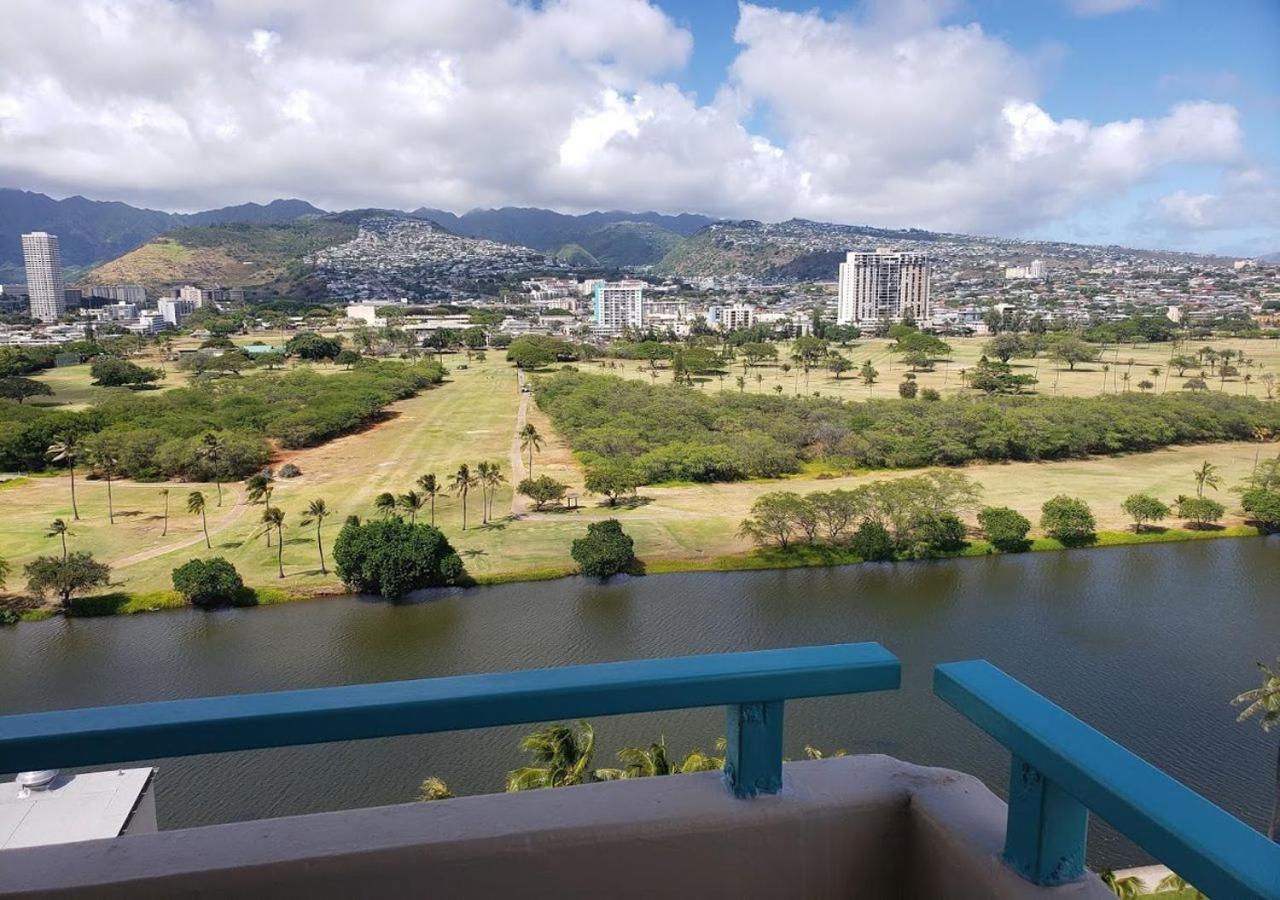 Penthouse In Waikiki With Ocean & Mountain Views Honolulu
