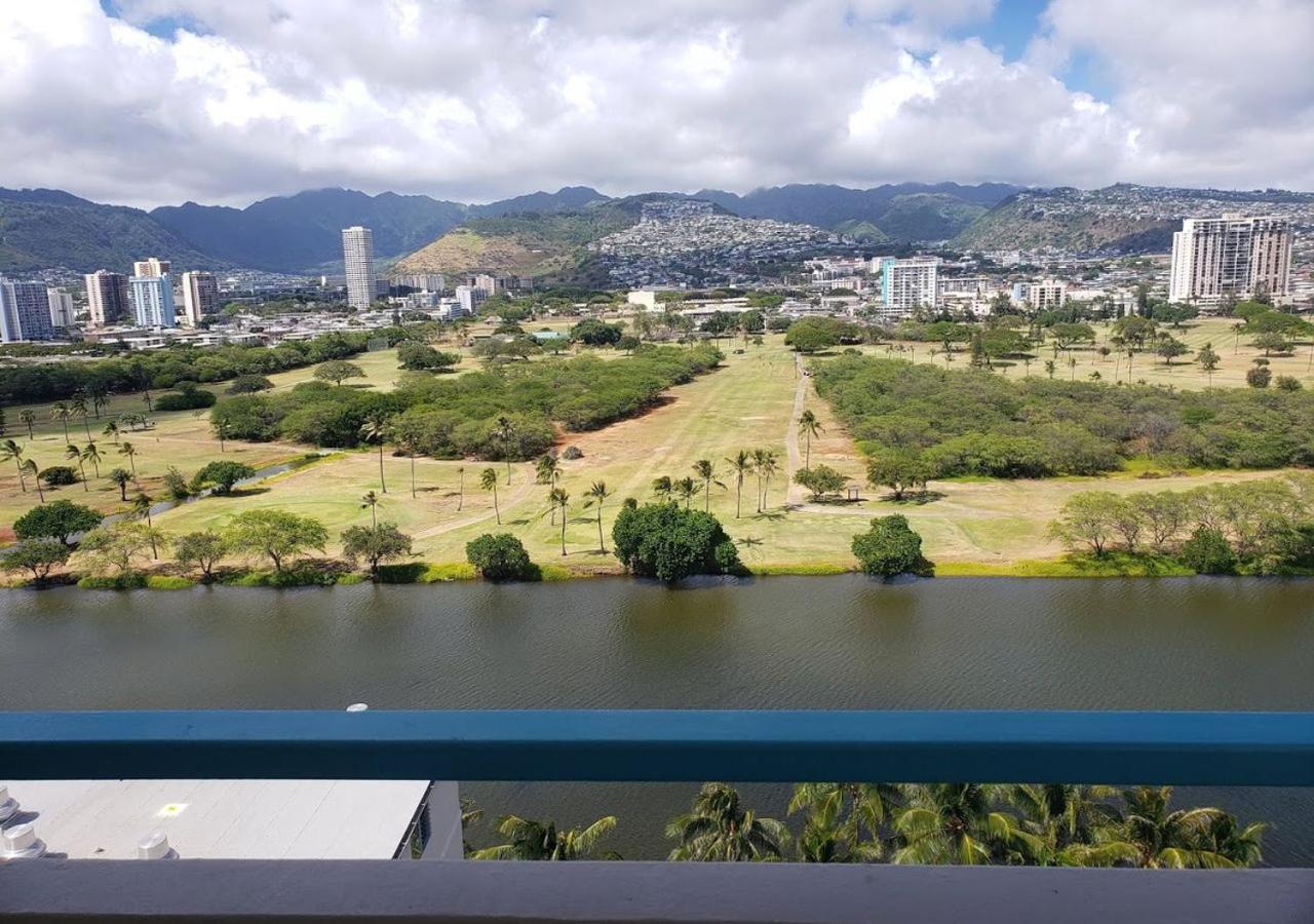 Penthouse In Waikiki With Ocean & Mountain Views Hotel