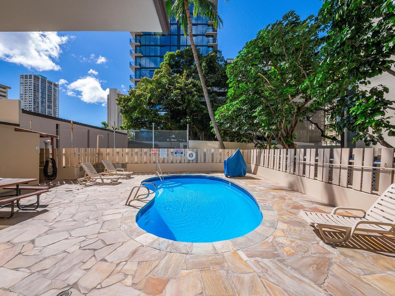 Penthouse In Waikiki With Ocean & Mountain Views Hotel